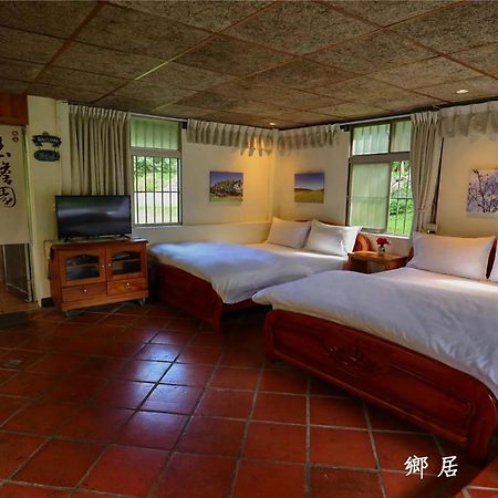 玉蟾園民宿 寵物友善 YuChanYuan B&B Trì Thượng Ngoại thất bức ảnh